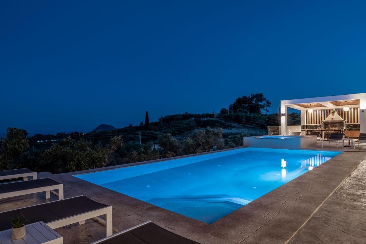 Villa Roselia - Luxury Escape With Magnificent Views, By Zantewize Лаганас Экстерьер фото